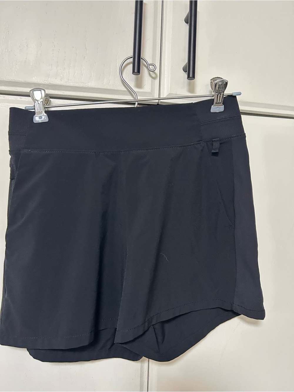 Athleta Brooklyn Black Women's Active Skort with Built-In Shorts